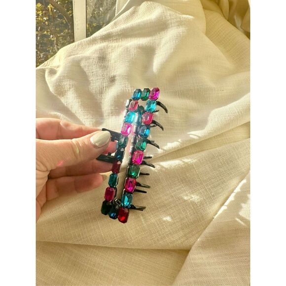 Emerald cute Multicolor Jeweled hair claw - black, hot pink, emerald green, and - Picture 2 of 3